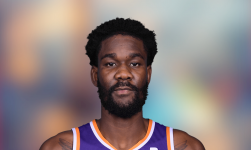 Deandre Ayton out tonight with leg injury