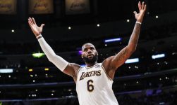 Lakers’ game plan for Kings rematch all about snarl and LeBron James’ versatility