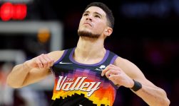 NBA DFS: Devin Booker and top FanDuel, DraftKings daily Fantasy basketball picks for Feb. 3, 2022