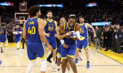 Klay Thompson puts 54 points on Hawks, but it’s Kevon Looney who plays hero as Warriors win fifth straight