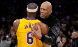 Kareem Abdul-Jabbar applauds LeBron James for passing his NBA scoring record, blames himself for lack of relationship