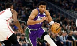 Giannis Antetokounmpo knee injury: All-Star may not be ready for 2021 NBA Finals rematch with Suns on Sunday