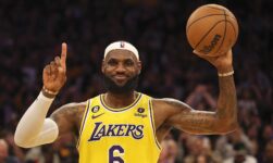 LeBron James touts himself as GOAT after breaking scoring record: ‘If I had No. 1 pick, I would take me’