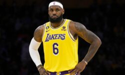 LeBron James running out of time to save both Lakers and twilight of his career