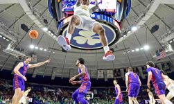 Notre Dame MBB’s young pieces continue surging, Zona steps up vs. Clemson